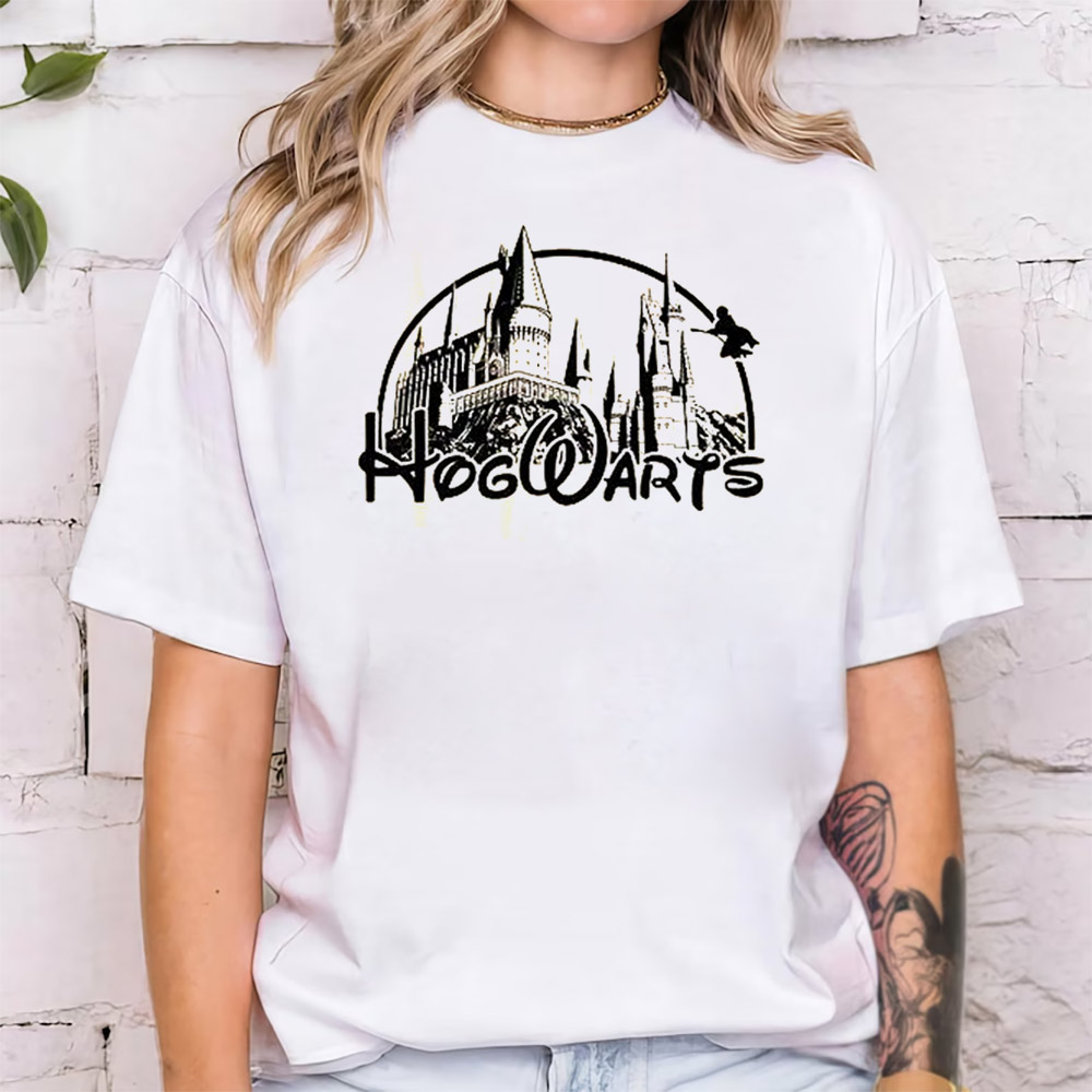 Harry Potter Hogwarts Castle Retro T-shirt Harry Potter Hogwarts Castle Retro T-shirt