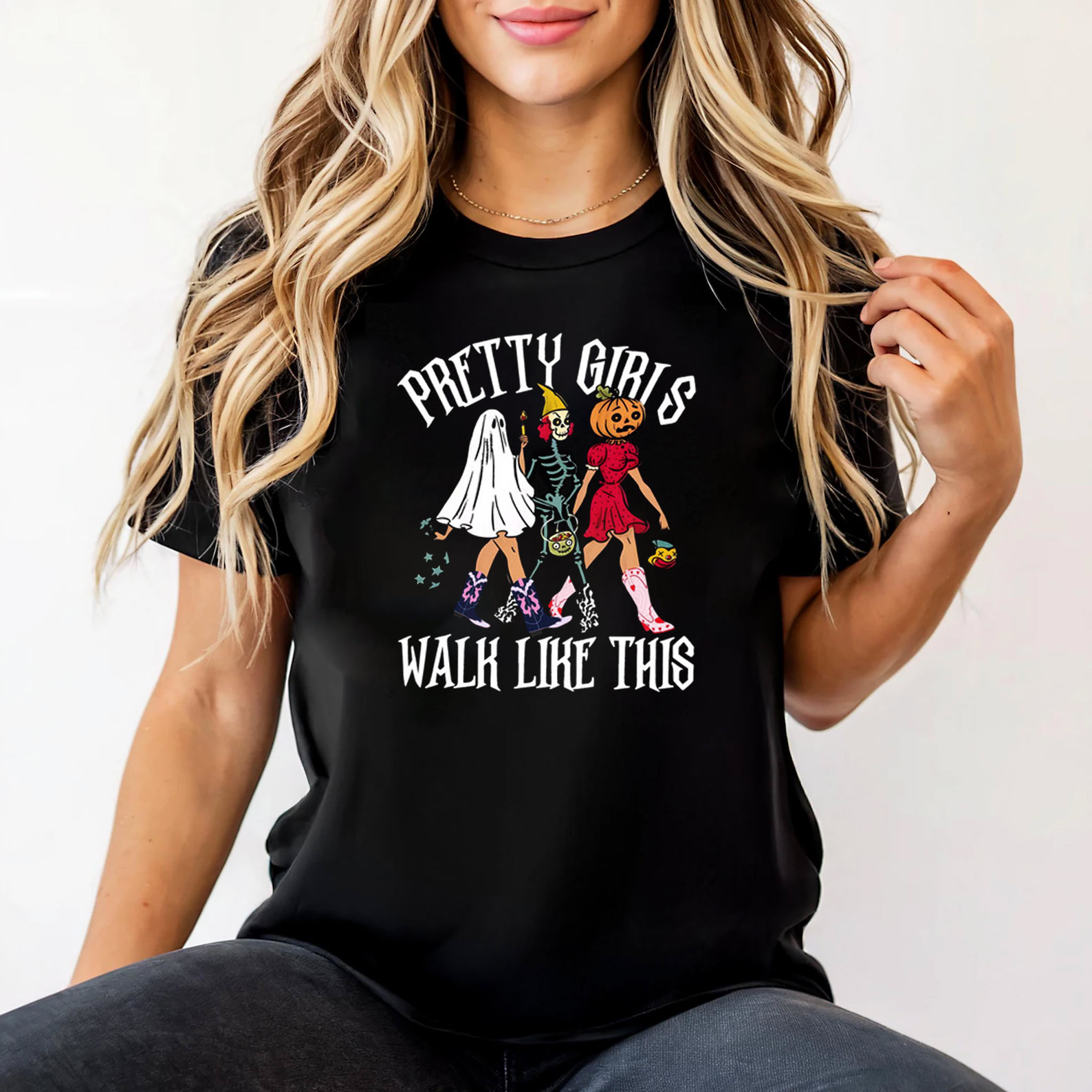 Pretty Girls Walk Like This Trick Or Treat Halloween Night T-shirt Pretty Girls Walk Like This Trick Or Treat Halloween Night T-shirt
