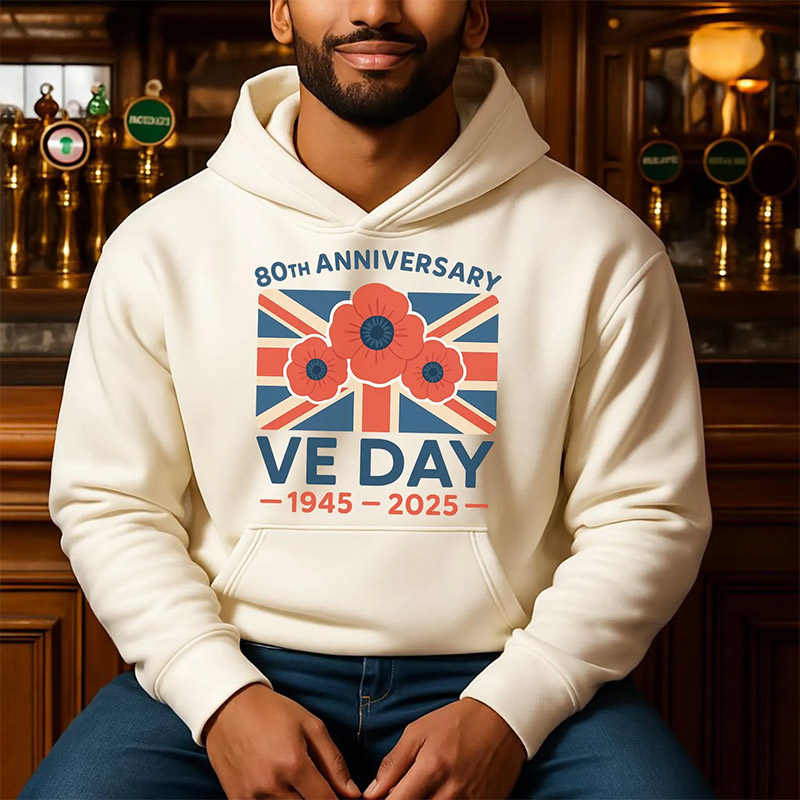 VE Day 80th Anniversary Poppy Day T-shirt VE Day 80th Anniversary Poppy Day T-shirt