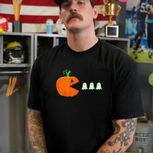 Ghost Eating Pumpkin Cool Spooky Halloween T-shirt Ghost Eating Pumpkin Cool Spooky Halloween T-shirt