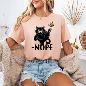 No Kings in America Black Cat Funny Political Meme Comfort Colors Tee 2