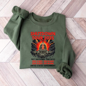 Shutdown Tour 2025 US Capitol Political Comfort Colors Tee