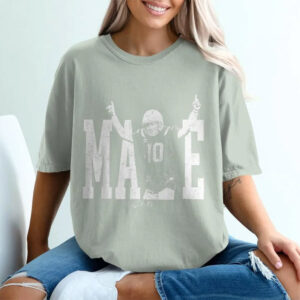 Drake Maye With Signature New England Comfort Colors Tee 4 PersonalizedShirts.net