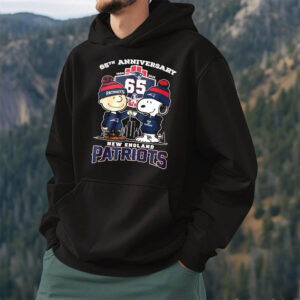 Snoopy New England Patriots Running Back Shirt