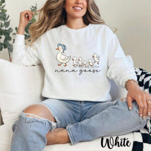 Custom Goose Mom, Happy Mother’s Day Shirt