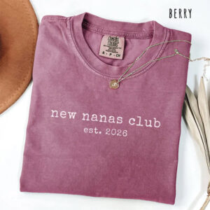 New Nanas Club Gift Mothers Day 2026 Comfort Colors Tee PersonalizedShirts.net