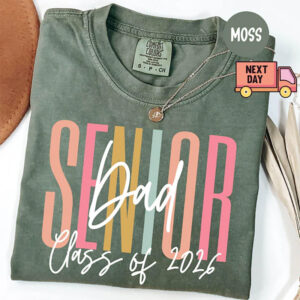 Class Of 2026 Senior Mom Graduation Comfort Colors Shirt