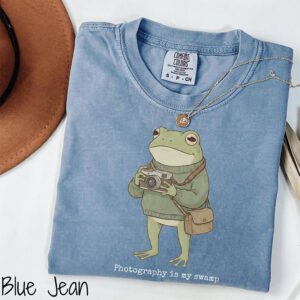 Photographing Hobby Funny Photography Frog Comfort Colors Shirt PersonalizedShirts.net